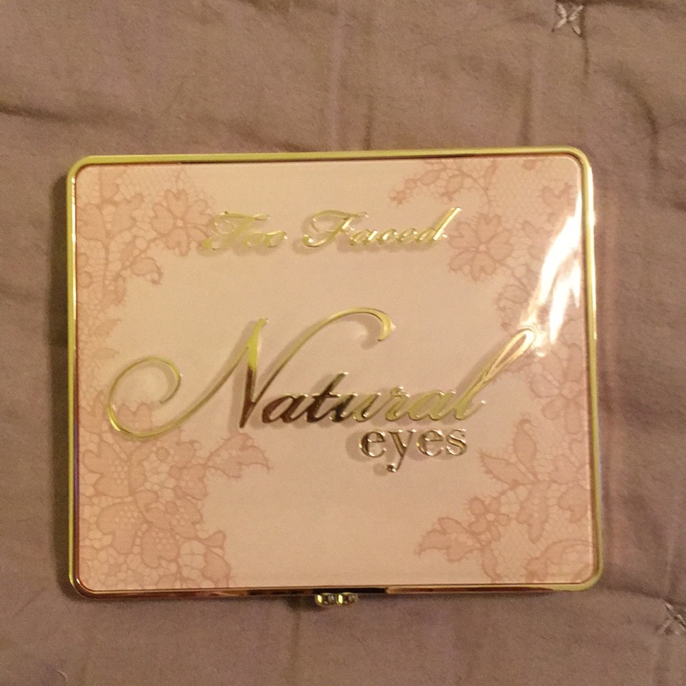 Too Faced Natural Eyes